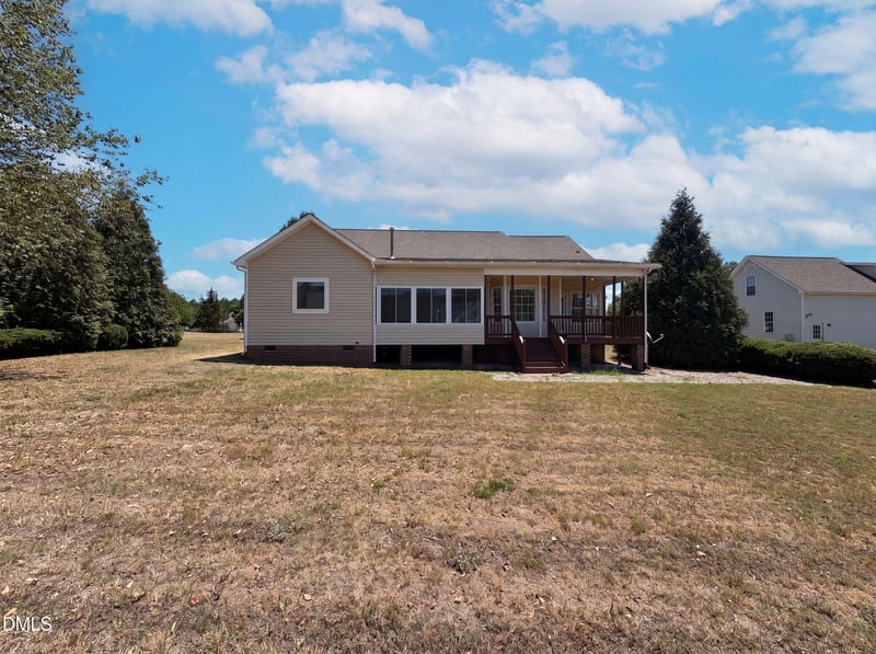 20 Falling Leaf Dr, Youngsville, NC 27596