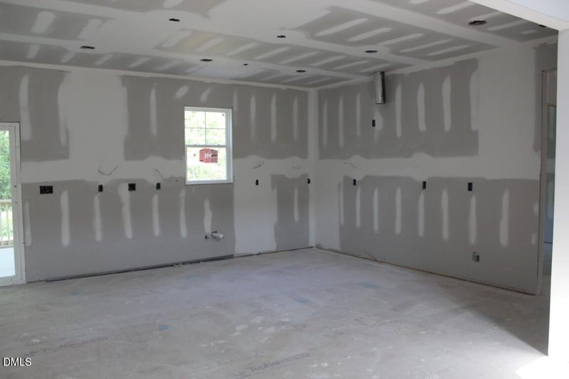 20 Home Place Ln, Zebulon, NC 27597