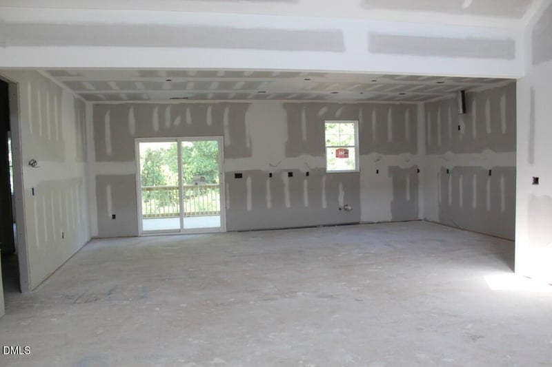 20 Home Place Ln, Zebulon, NC 27597