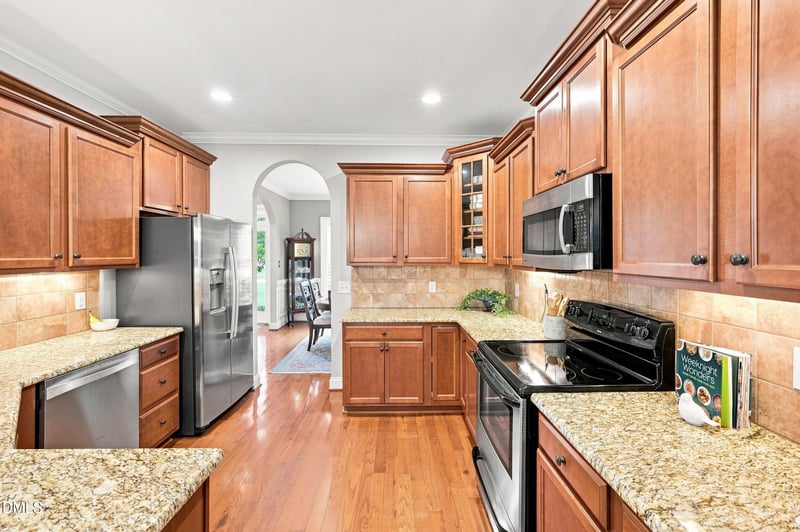 20 James Joyce Ct, Youngsville, NC 27596