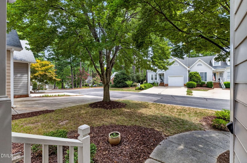 20 Renwick Ct, Raleigh, NC 27615