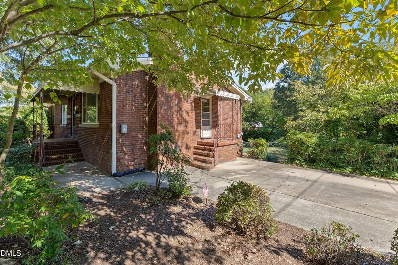 200 Avery St, Garner, NC 27529