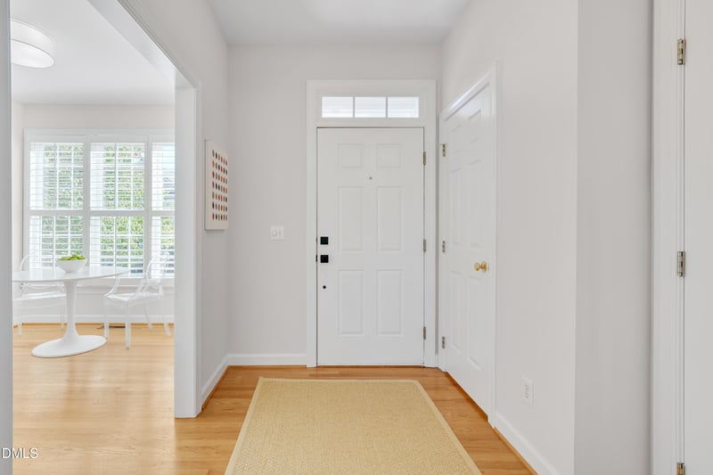 200 Greenview Dr, Chapel Hill, NC 27516
