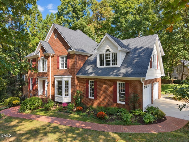 200 Killingsworth Dr, Cary, NC 27518