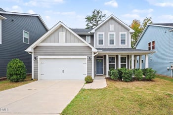 200 Rose Hill Dr, Holly Springs, NC 27540