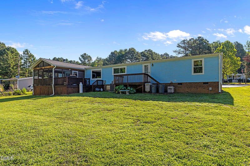 200 Sunray Dr, Clayton, NC 27520