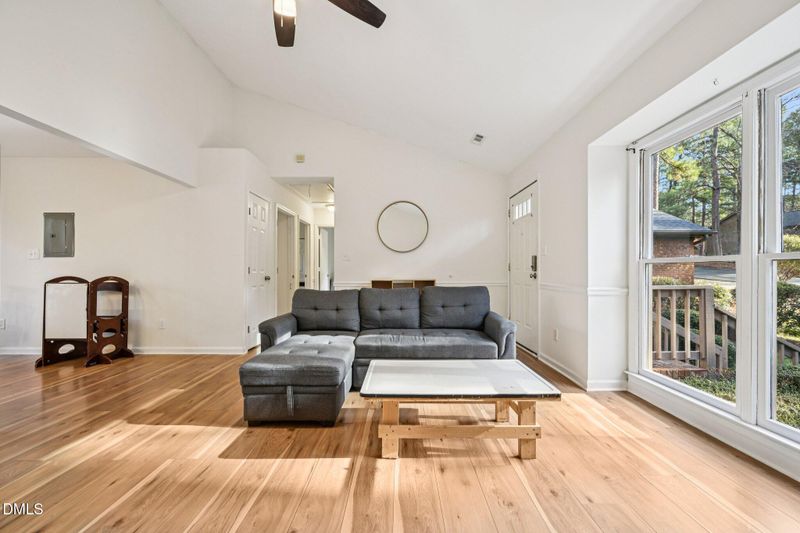 200 W Woodcroft #53b, Durham, NC 27713