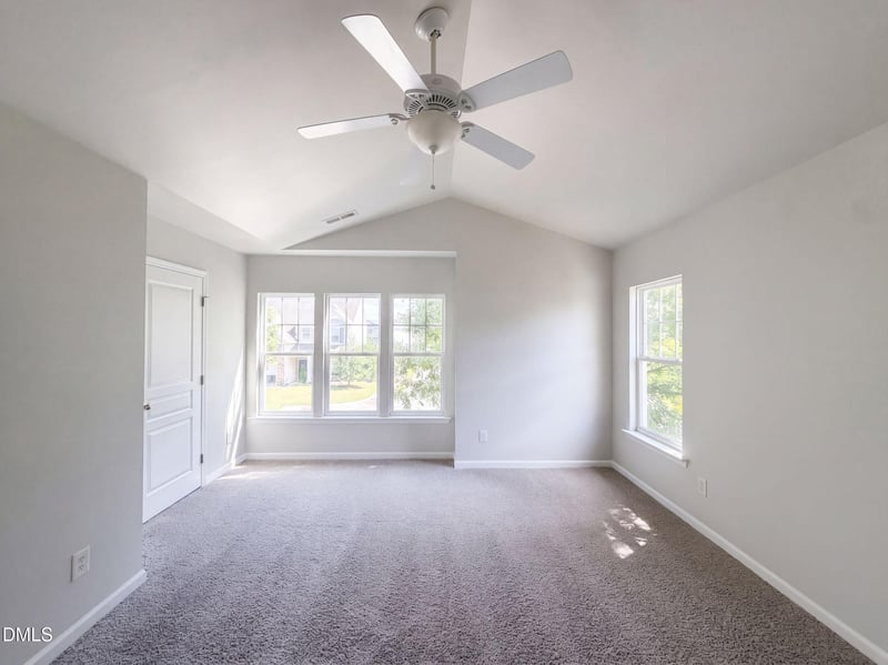 2003 Woodsdale Dr, Durham, NC 27703