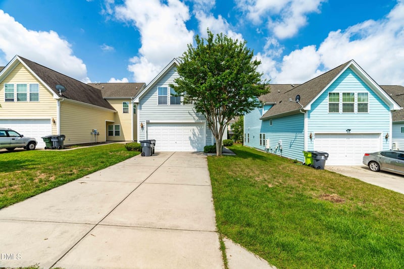 2008 Aventon Ln, Morrisville, NC 27560