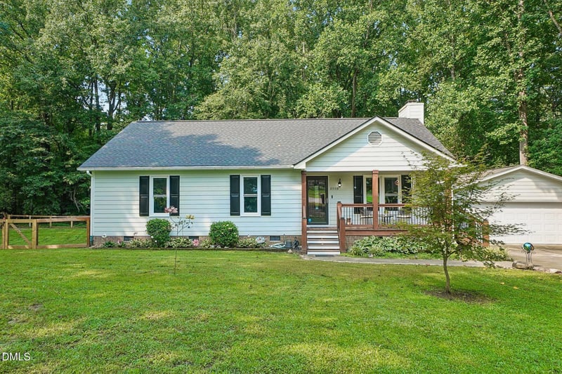 2008 Tanglewood Dr, Clayton, NC 27520