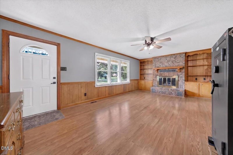 201 Ashby Ln, Goldsboro, NC 27530