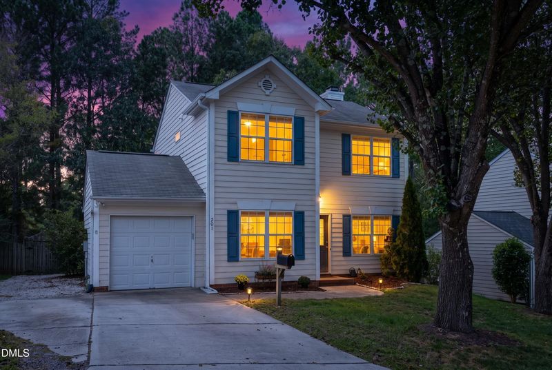 201 Fallenwood Ave, Durham, NC 27713