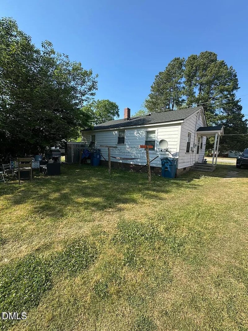 201 W Granville St, Dunn, NC 28334