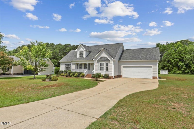 201 Jesse Dr, Smithfield, NC 27577