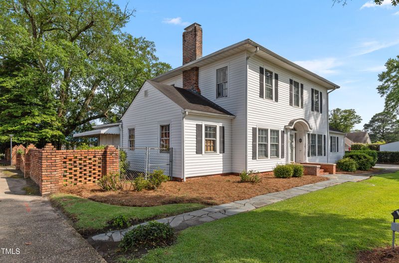 201 S Orange Ave, Dunn, NC 28334