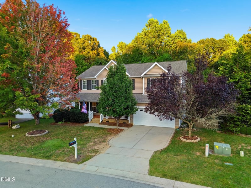 201 Quarryrock Rd, Holly Springs, NC 27540