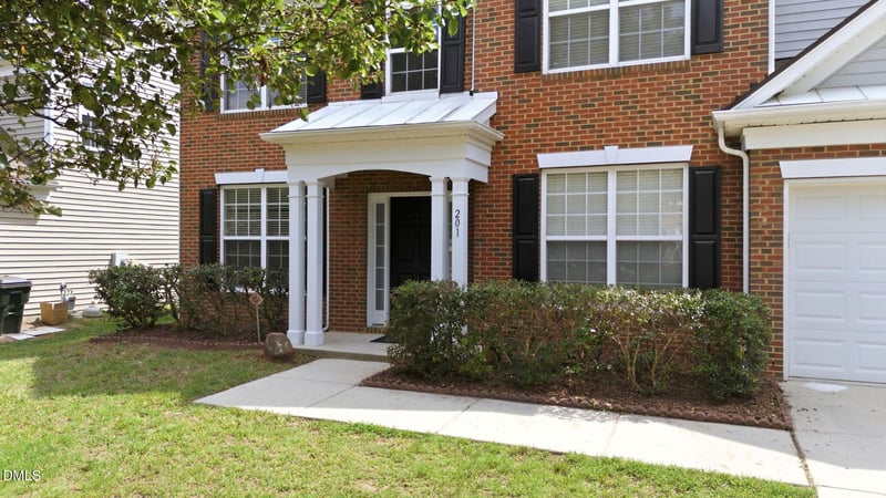201 Shakespeare St, Morrisville, NC 27560