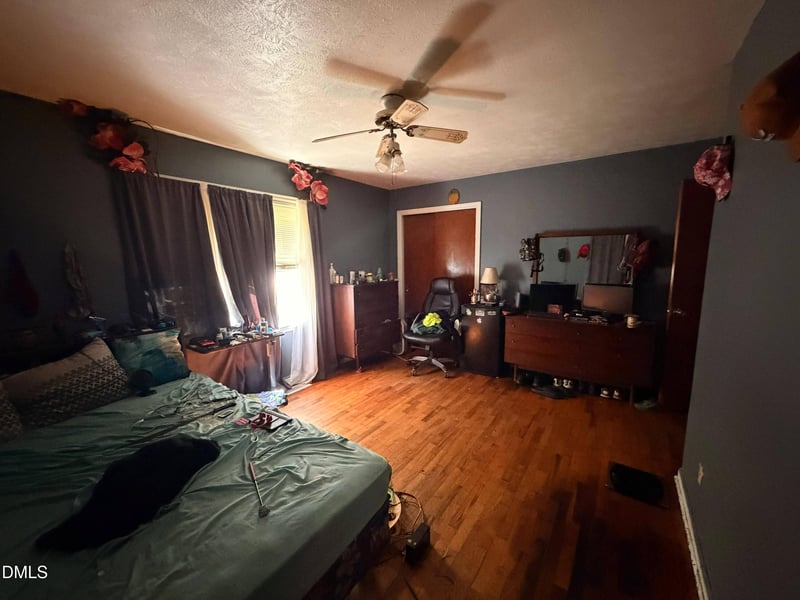 2010 Biltmore Dr, Fayetteville, NC 28304