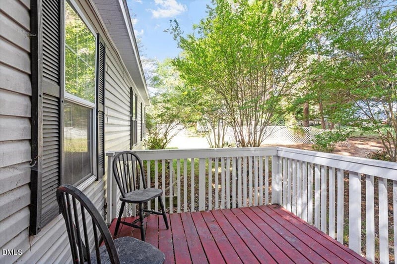 2012 Coachman Ct, Clayton, NC 27520