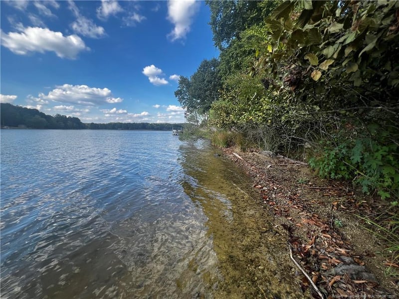2013 Sandalwood Dr, Sanford, NC 27332