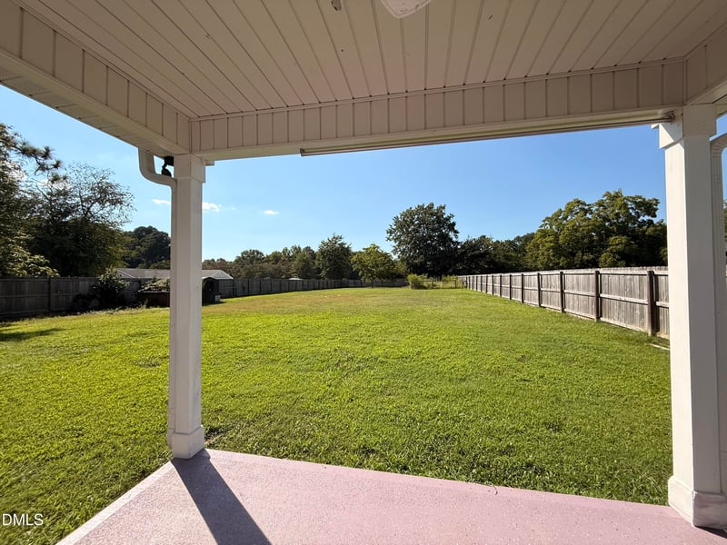 202 N 6th St, Erwin, NC 28339