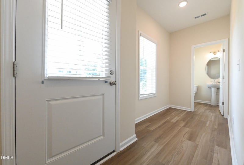 202 Baxley Dr, Dunn, NC 28334