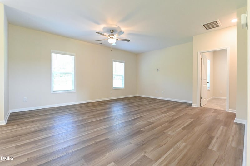 202 Baxley Dr, Dunn, NC 28334