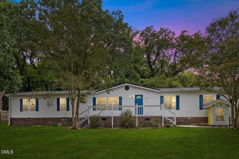 202 Cooper St, Louisburg, NC 27549