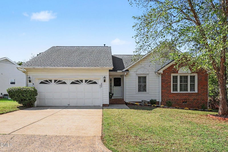 202 Lonesome Pine Dr, Cary, NC 27513