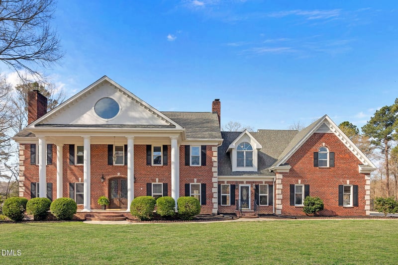 2020 Navan Ln, Garner, NC 27529