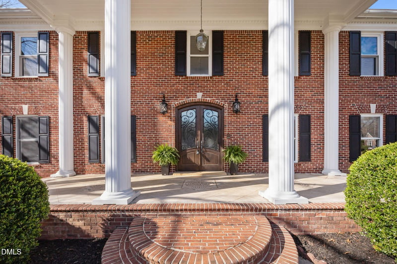 2020 Navan Ln, Garner, NC 27529