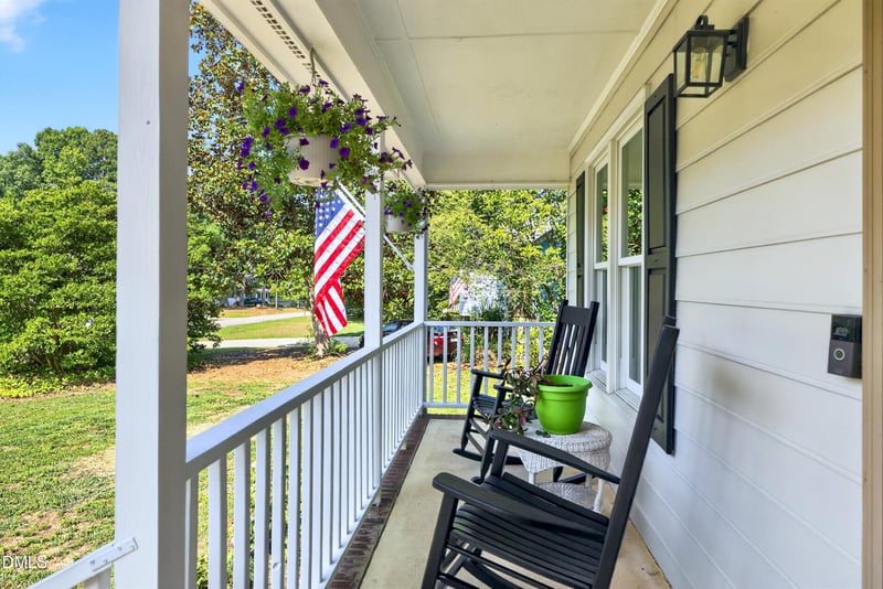 2020 Stonepond Ln, Raleigh, NC 27603