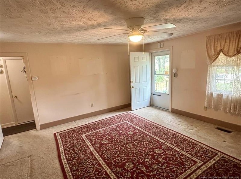 2023 Newark Ave, Fayetteville, NC 28301
