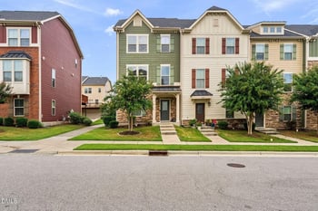 2026 Old Chapman Dr, Apex, NC 27502