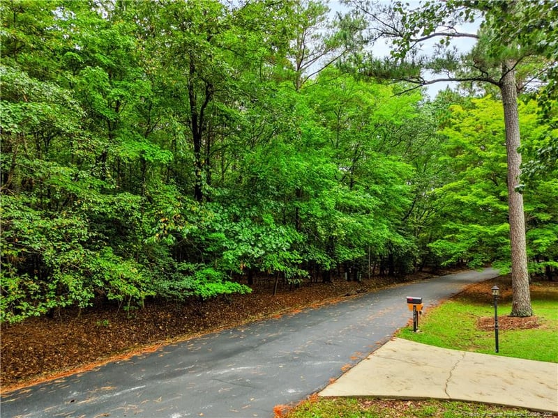 2027 Long Point Trl, Sanford, NC 27332