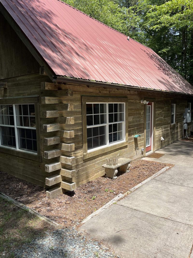 203 Carroll Farm Rd, Pittsboro, NC 27312