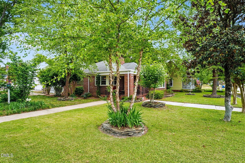 203 E Davis St, Smithfield, NC 27577