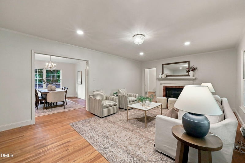 203 N Estes Dr, Chapel Hill, NC 27514