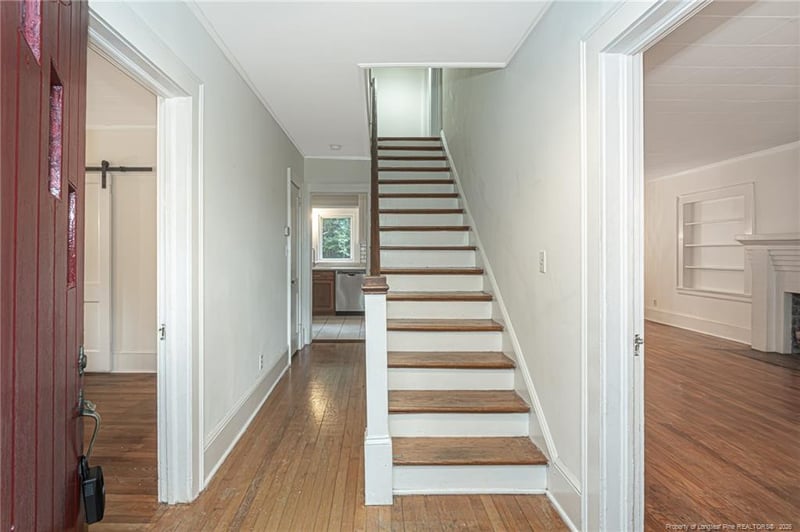 203 Fuller St, Fayetteville, NC 28305
