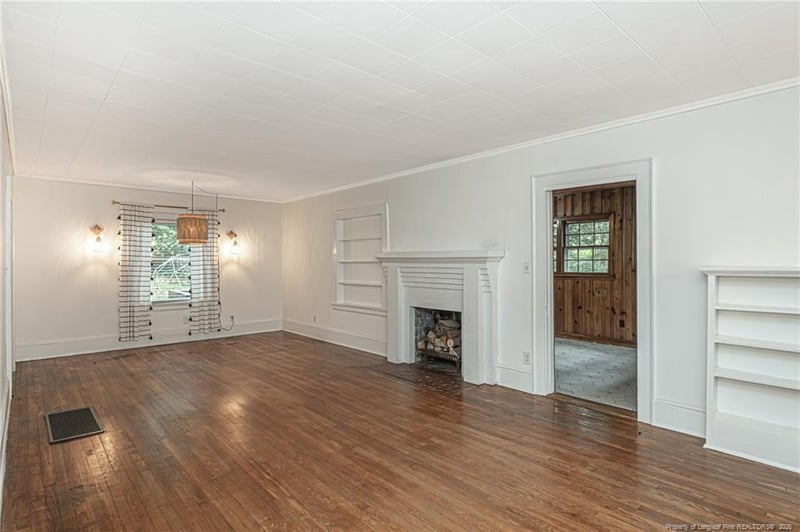 203 Fuller St, Fayetteville, NC 28305