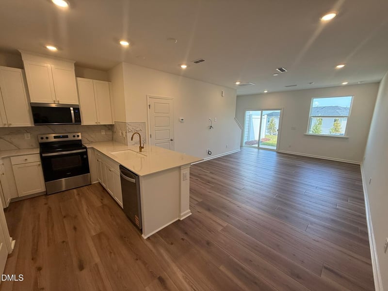 2035 Oakdale Dr, Durham, NC 27703