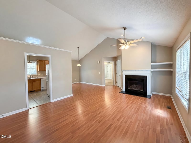 2037 Fairview Ln, Sanford, NC 27330