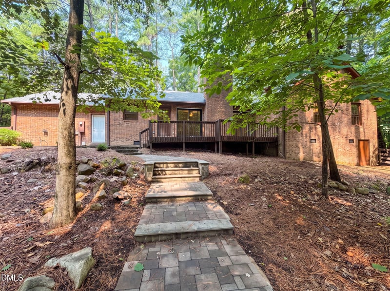 204 Boulder Bluff Trl, Chapel Hill, NC 27516