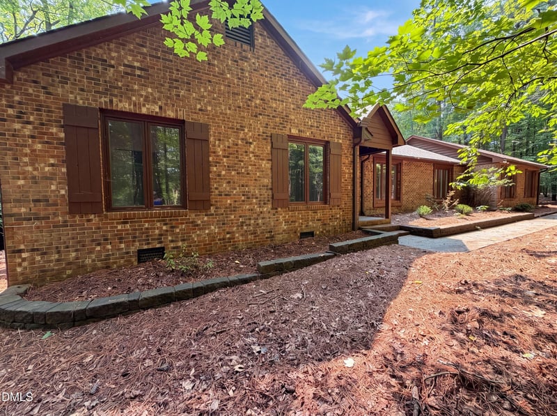 204 Boulder Bluff Trl, Chapel Hill, NC 27516