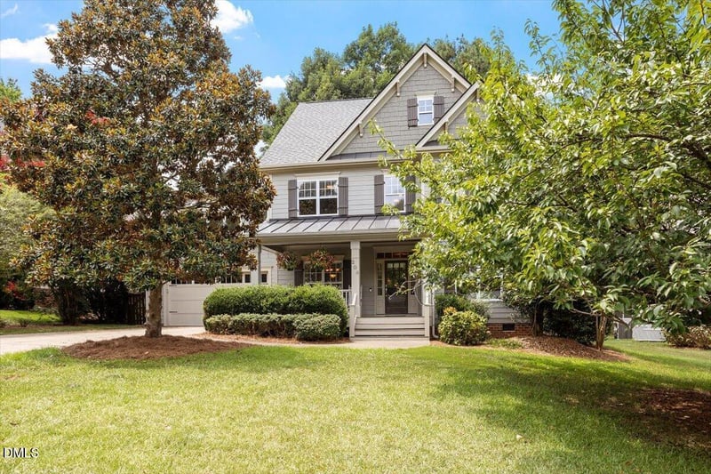 204 Charlesfort Ln, Holly Springs, NC 27540