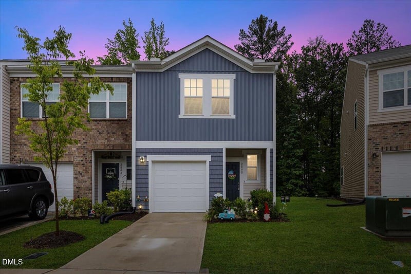 2040 Trailside Dr, Durham, NC 27704