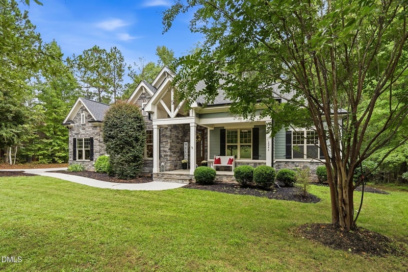 2044 Silverleaf Dr, Youngsville, NC 27596