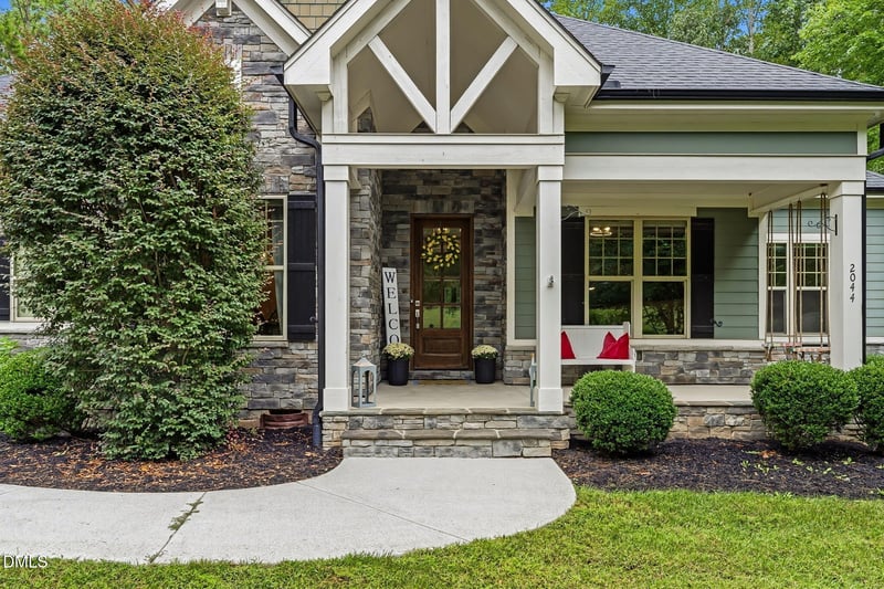 2044 Silverleaf Dr, Youngsville, NC 27596