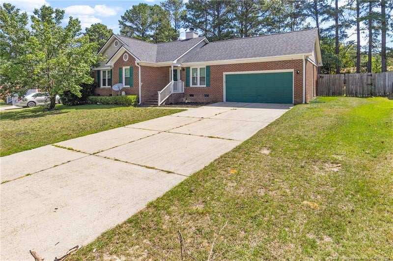 2044 Wheeling St, Fayetteville, NC 28303