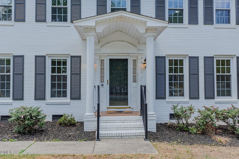 2045 Westover Ter, Burlington, NC 27215